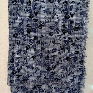 Destin Linen Floral Patterned Scarf